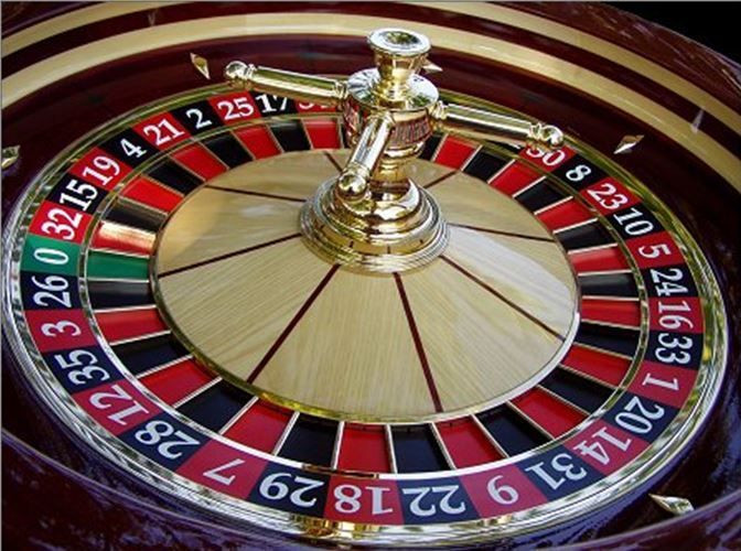 Rolling Hills Casino کھلاڑیوں کے لیے لائیو کیسینو سیکشن